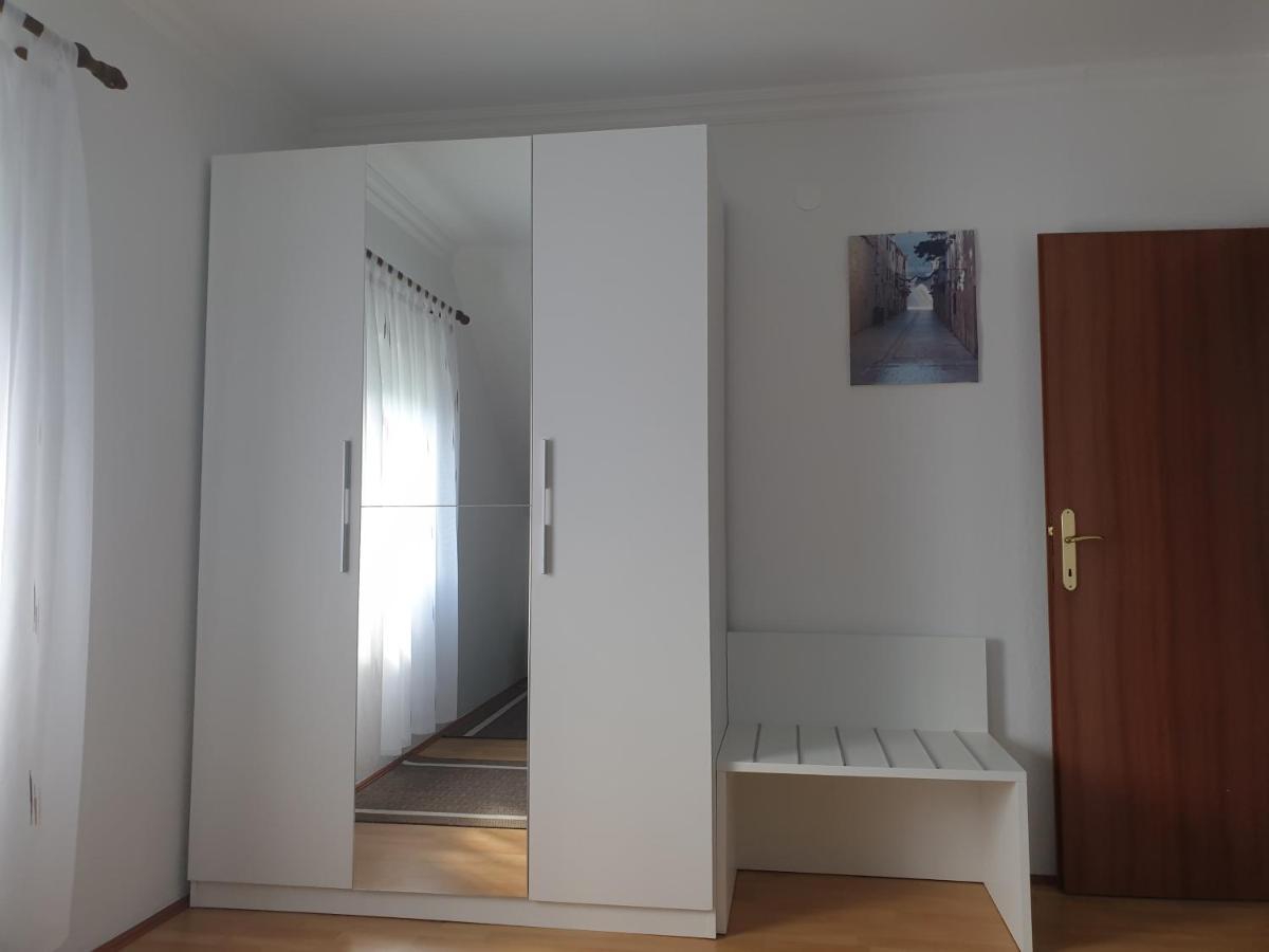Apartment Asgard Drežnik Grad Exterior foto