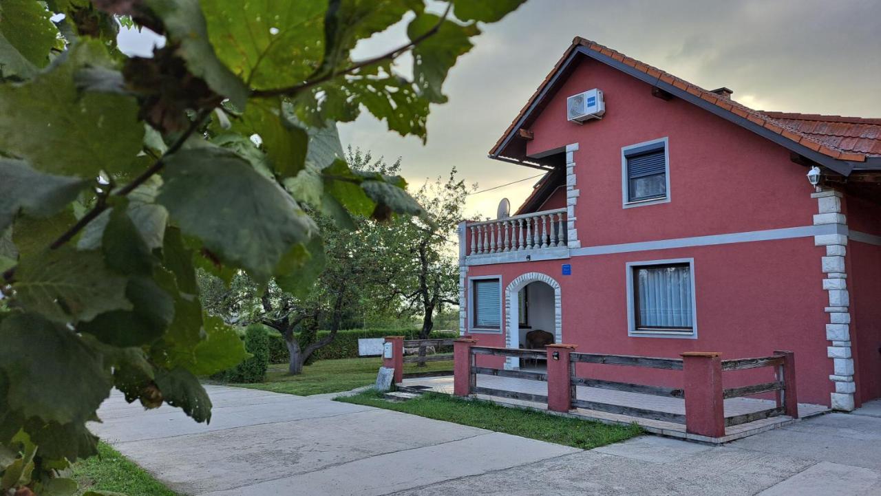 Apartment Asgard Drežnik Grad Exterior foto